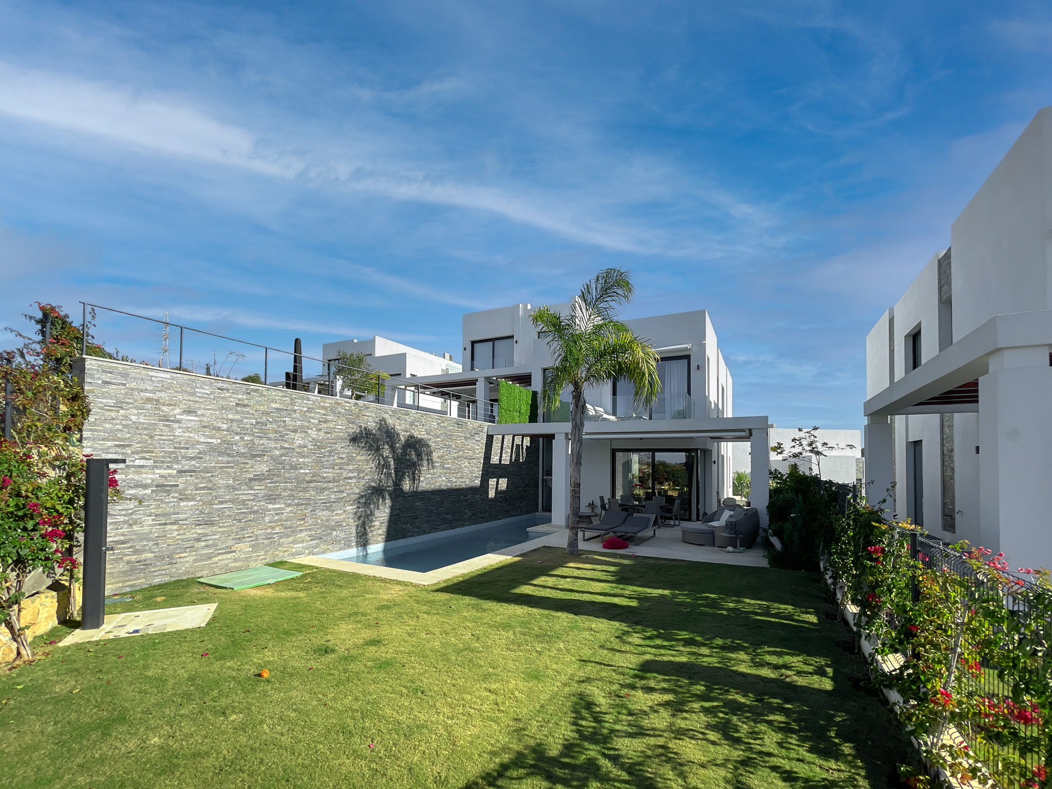 Villa for sale in the prestigious Greenhill Marbella
